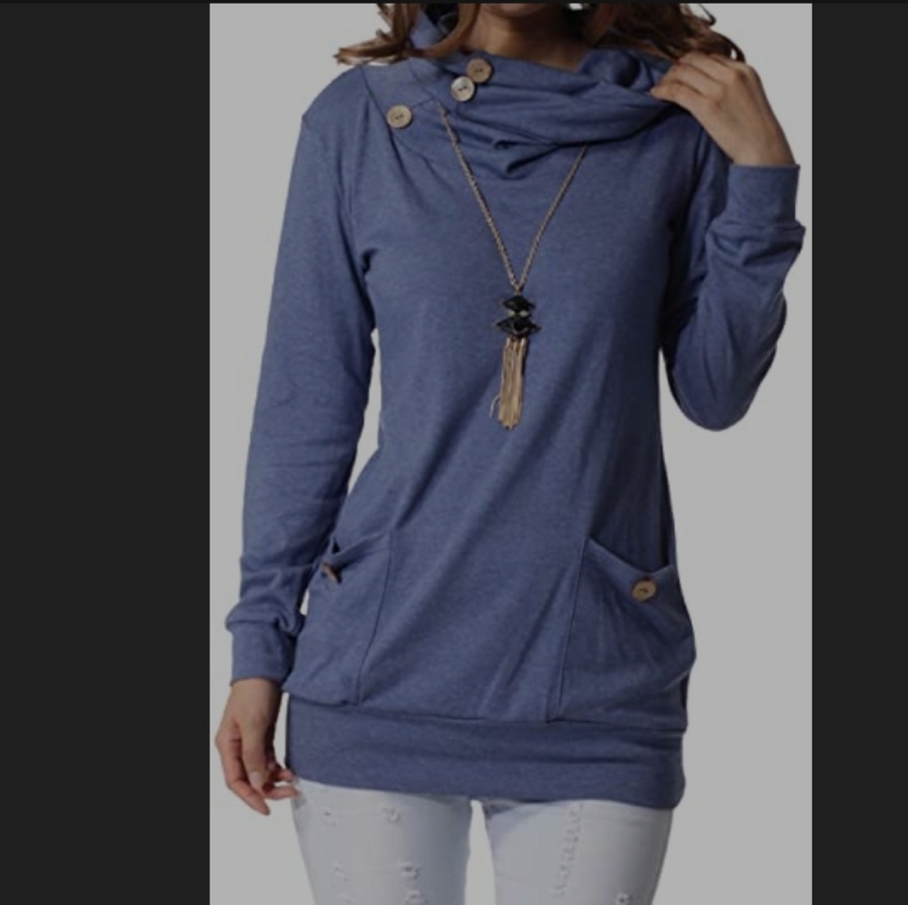 NWT Women's Levaca sweater